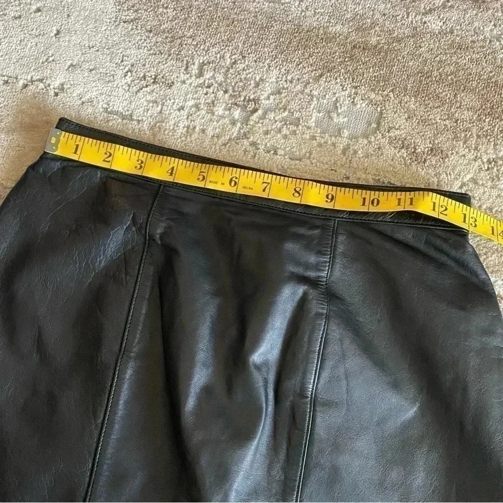 Evan Davies Petites Vintage 100% Leather Pencil Skirt Above Knee: 6